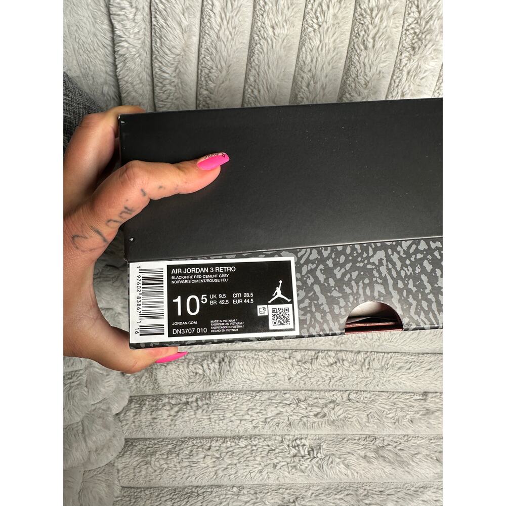 Air Jordan 3 Retro OG Black Cement 2024 Mens 10.5 DN3707-010 New With Box - Picture 7 of 7